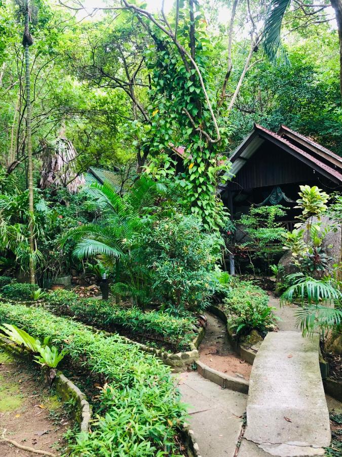 Hotel Bambu Huts Baan Tai Exterior foto