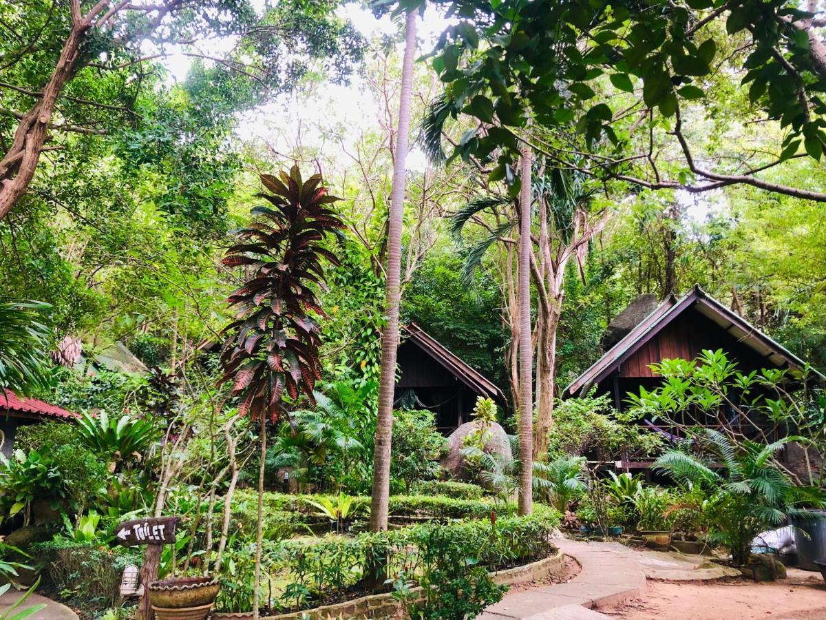 Hotel Bambu Huts Baan Tai Exterior foto